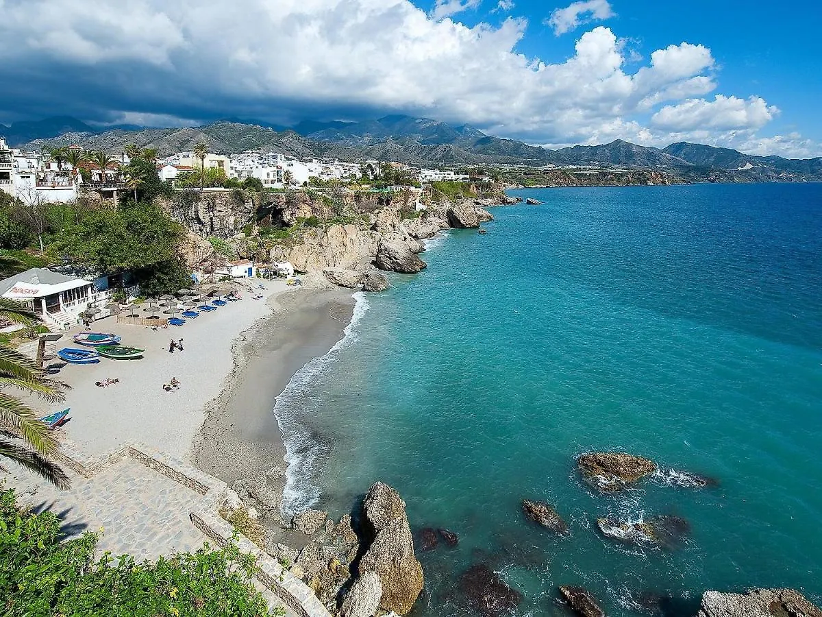Apartment Amazing 3 Bedrooms Front Sea View- By Interhome Torrox 0*,